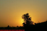 Pardn fotka vychzejcho slunce nad Nmecko-Polskmi hranicemi